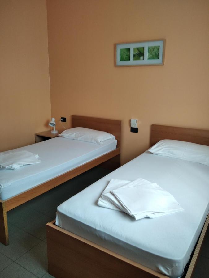La Cordata Accommodation - Zumbini 6 Μιλάνο Εξωτερικό φωτογραφία
